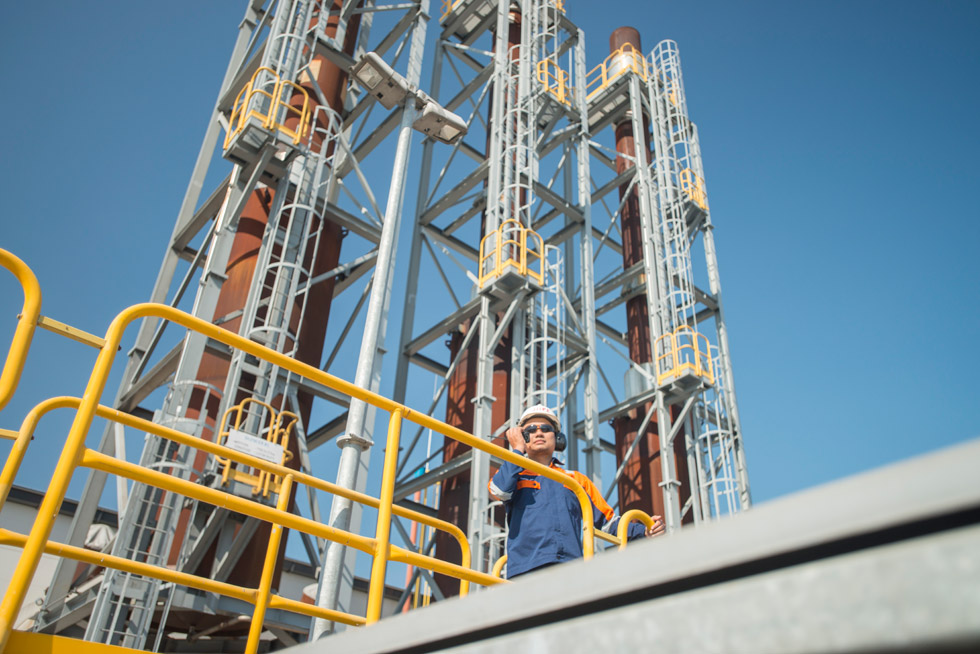 东爪哇工业区之一的JIIPE工业区加快发展的解决方案